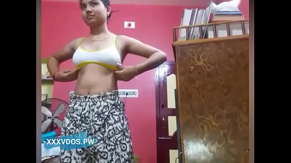 yet another hot video of desi teen girl giving a strip show for xxxvdos pw fans