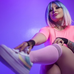 AbbyPink naked before webcam in live video chat