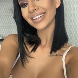Afterhourgirl naked before webcam in live video chat