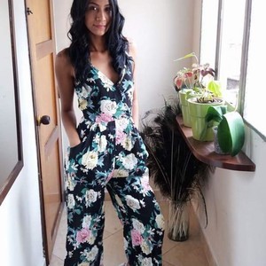 Alana_suares naked before webcam in live video chat