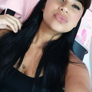 Alisha_Smith naked before webcam in live video chat