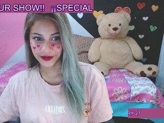 Angel, ? naked on cam. Free Live Sex Chat Room