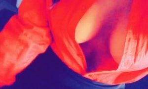Auvrielle naked before webcam in live video chat