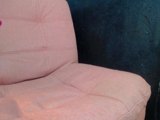 charlotte-15 nude on webcam in her Live Sex Chat Room