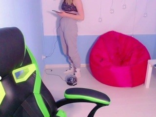 Cherill naked on cam. Free Live Sex Chat Room