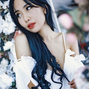 CutiePie60 naked before webcam in live video chat