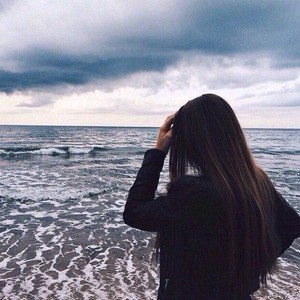 DanielleTeen naked before webcam in live video chat