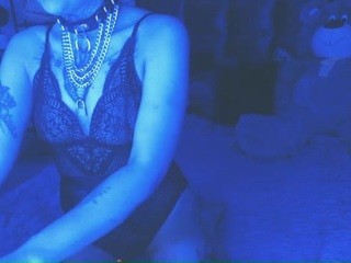 darkelf naked on cam. Free Live Sex Chat Room