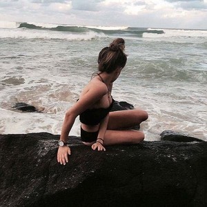 Ella_Laa naked before webcam in live video chat