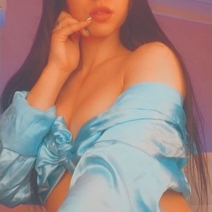 FridaSweet naked before webcam in live video chat