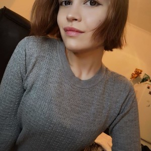 Galaxy_Alisa naked before webcam in live video chat
