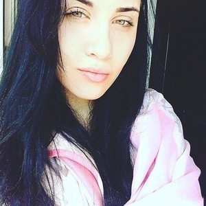 HelenOcean naked before webcam in live video chat