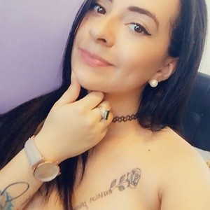Keirathomson naked before webcam in live video chat