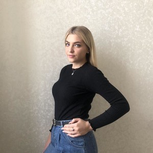 KristyKarel naked before webcam in live video chat