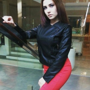 Lana_J naked before webcam in live video chat