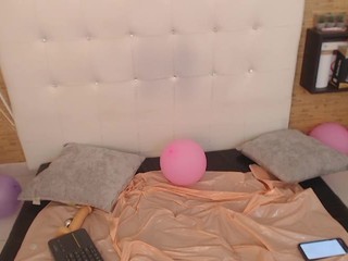 latin-queenn naked on cam. Free Live Sex Chat Room