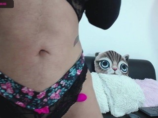 LauraCox , ♥ naked on cam. Free Live Sex Chat Room