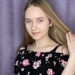 LettaFleur naked before webcam in live video chat