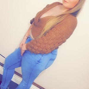 LKR1999 naked before webcam in live video chat