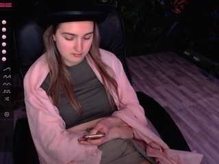 mary-kovalskaya naked on cam. Free Live Sex Chat Room