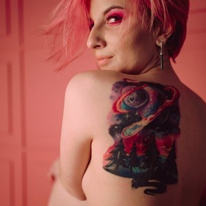 Mila_Moor naked before webcam in live video chat