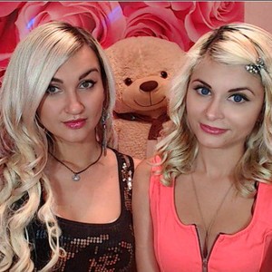 MilanaandLile naked before webcam in live video chat