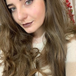 NastyaRosse naked before webcam in live video chat