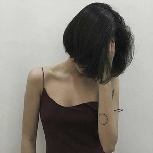Nia_Rose naked before webcam in live video chat
