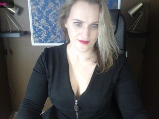 paris-marshall naked on cam. Free Live Sex Chat Room