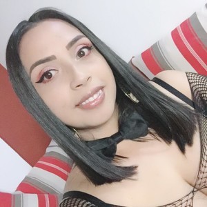 salmahayek1 naked before webcam in live video chat