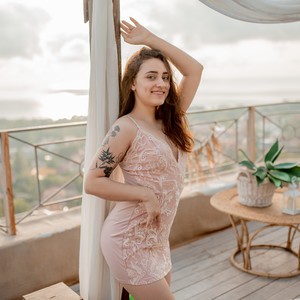 ScarlettHaye naked before webcam in live video chat