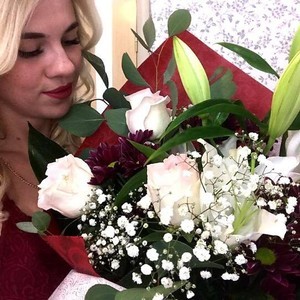 Sexdetka777 naked before webcam in live video chat