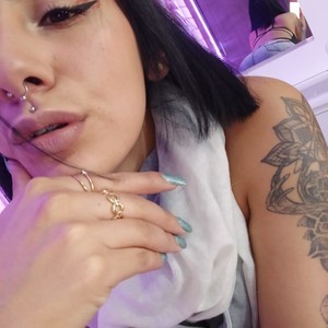 Sharon_jk naked before webcam in live video chat