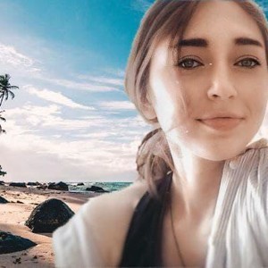 SolomiyaT naked before webcam in live video chat
