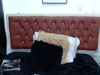 SOPHIE , ??? naked on cam. Free Live Sex Chat Room