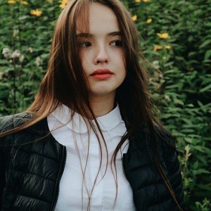 Stacy_moor naked before webcam in live video chat