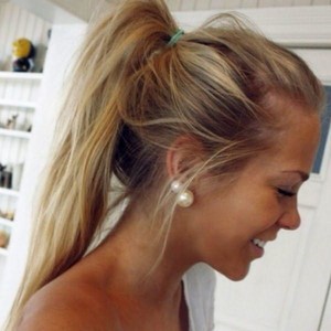 StephanieHits naked before webcam in live video chat
