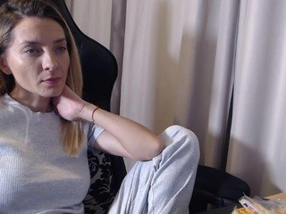StyleSerene naked on cam. Free Live Sex Chat Room