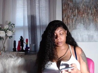 Thicky Nicky naked on cam. Free Live Sex Chat Room