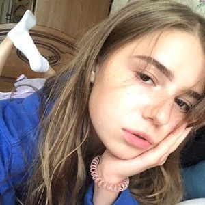 TriplePrinces naked before webcam in live video chat