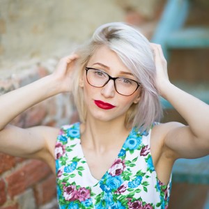 WicaJordan naked before webcam in live video chat