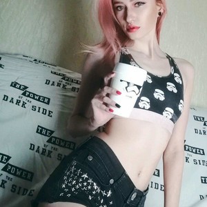 Xaristocatsx naked before webcam in live video chat