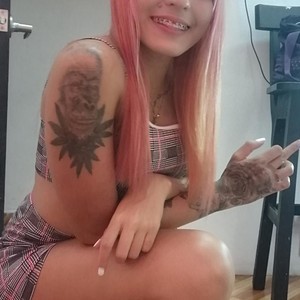 Aleja_10 naked before webcam in live video chat