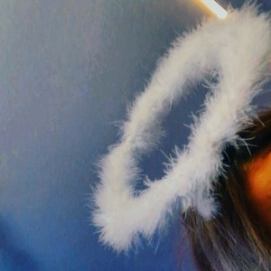 AnnaisBabs naked before webcam in live video chat