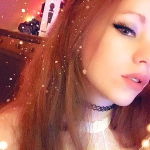 AstraeaSiren naked before webcam in live video chat