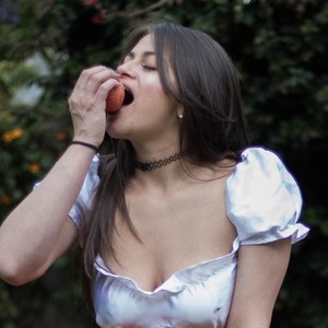 Auris_ naked before webcam in live video chat