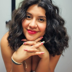 BonnieMarshal naked before webcam in live video chat