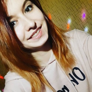 CaraSweety naked before webcam in live video chat