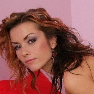 Carmen_mexita naked before webcam in live video chat