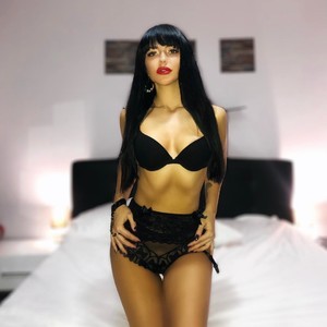 CassyMoretti naked before webcam in live video chat